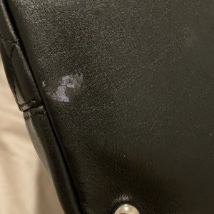 Channel tote extra photos.